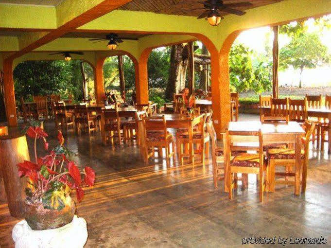Iguana Lodge Beach Resort And Spa Puerto Jiménez Restaurant bilde